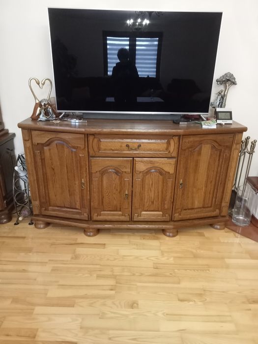 Meble do salonu drewniane