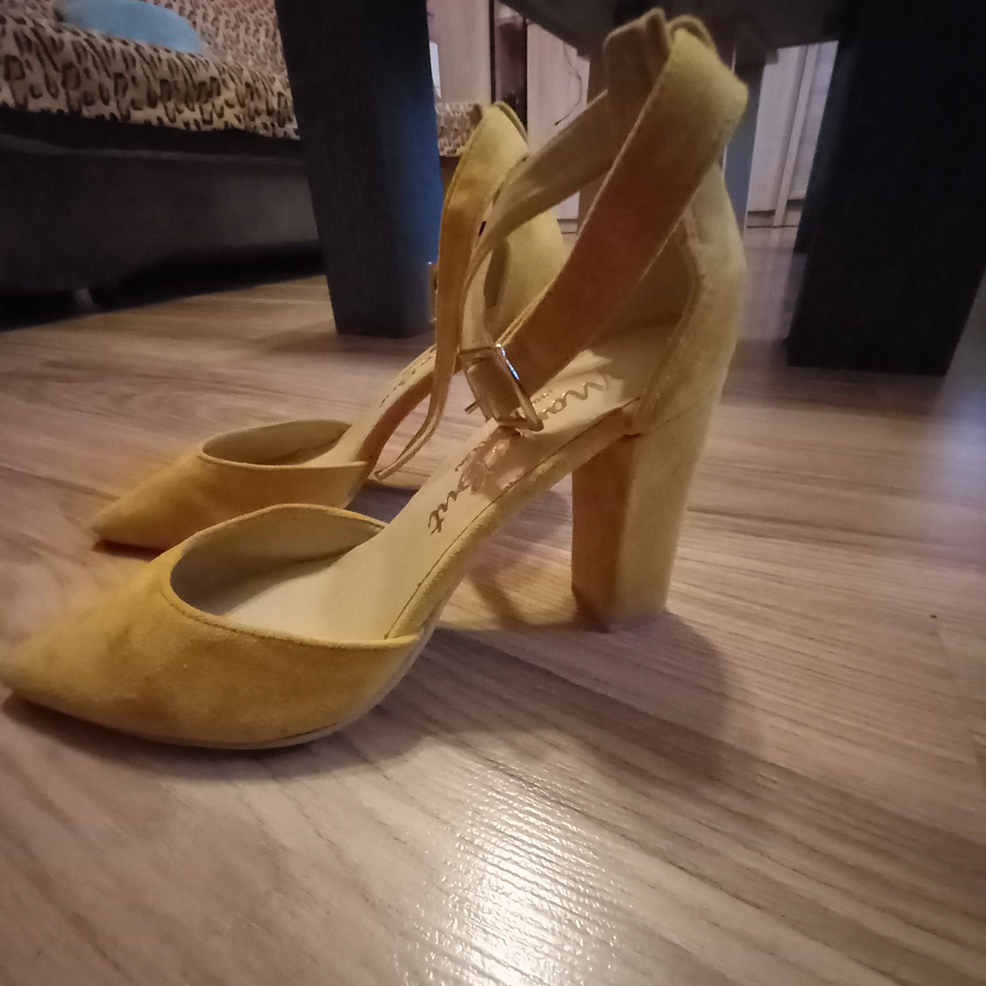 Buty  rozmiar 37