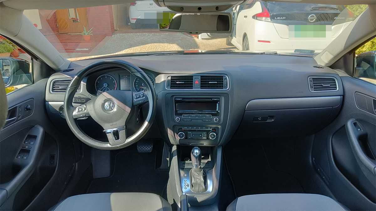 VW Jetta 1.4 TSI Highline DSG 7-G (automat) 215 tys. km.