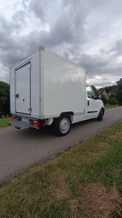 Fiat Doblo Chłodnia / Samochód Chłodnia / Izoterma