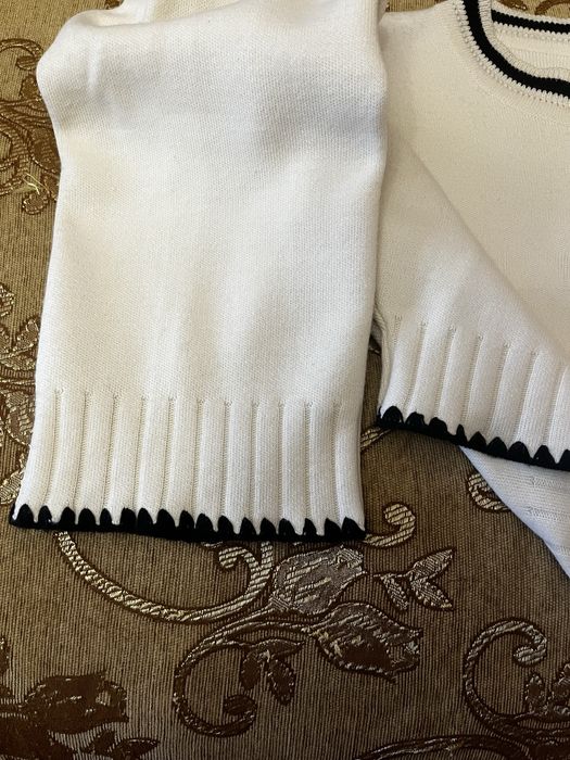 Продам новий костюм