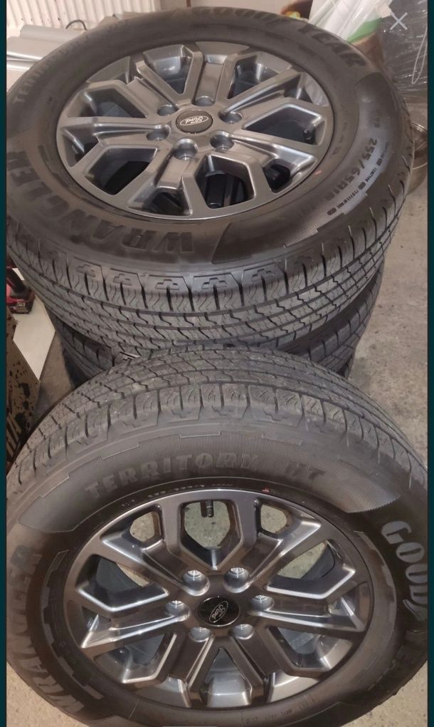 Koła aluminiowe 18" / 6x139,7 / 255/65R18 Goodyear WRANGLER