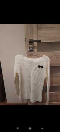 Biały sweterek damski 36