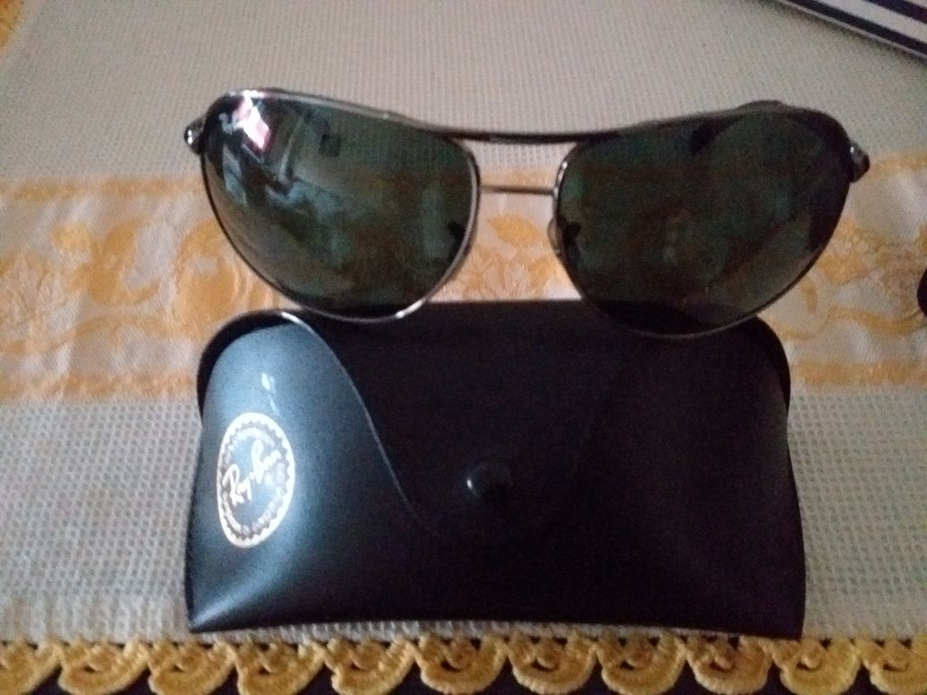 Óculos de sol marca " Ray ban" originais