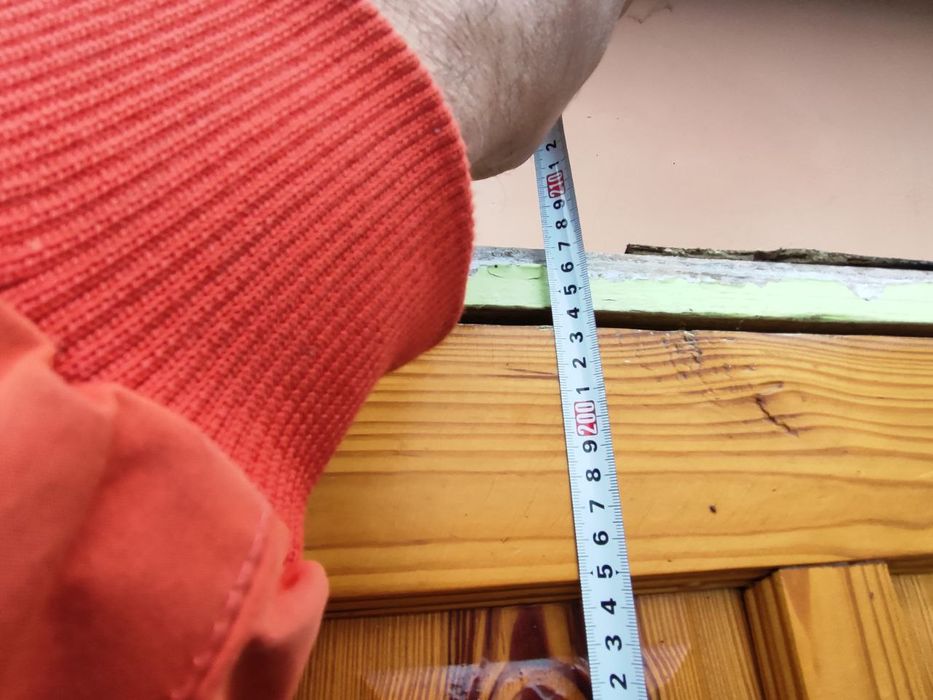 Продам дерев'яні двері