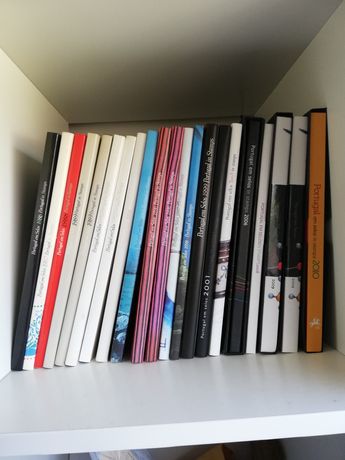 17 Livros Portugal em Selos - vários anos
