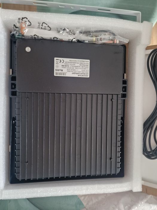 Candeeiro solar de exterior de 200w novo