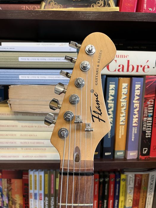 Gitara ekektryczna Mayones Flame Bell Stratocaster