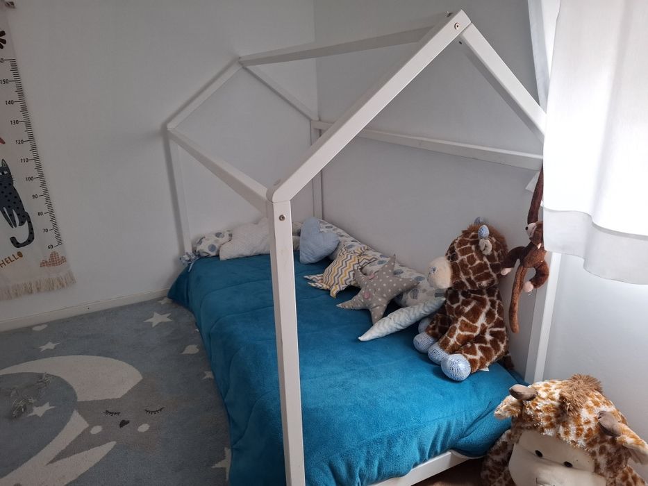 Cama montessori usada