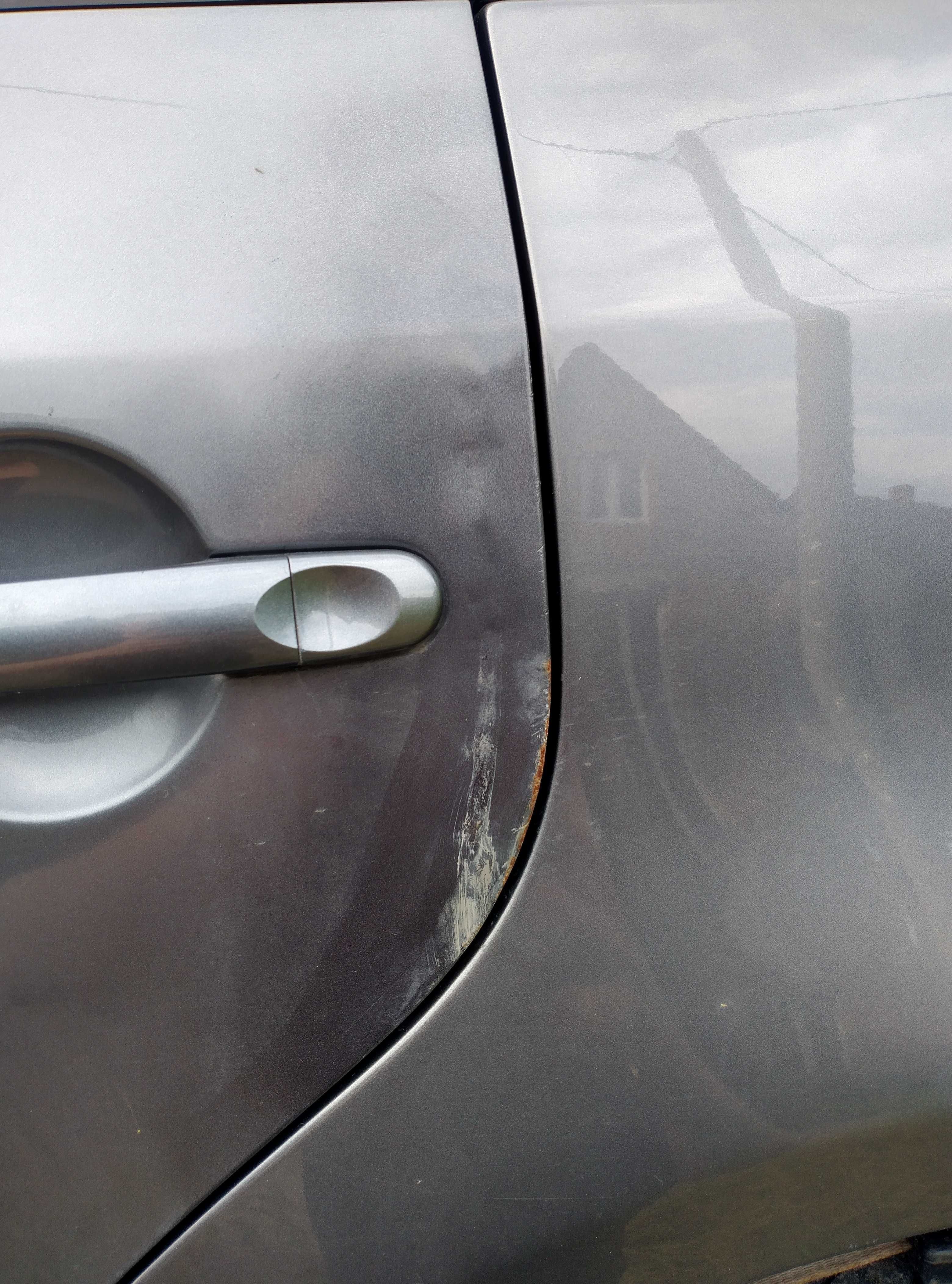 VW Touran I drzwi prawe lewe LD7X