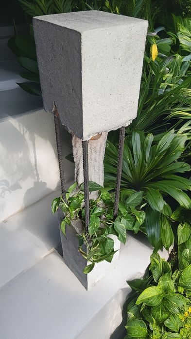 Unikatowa lampa z betonu