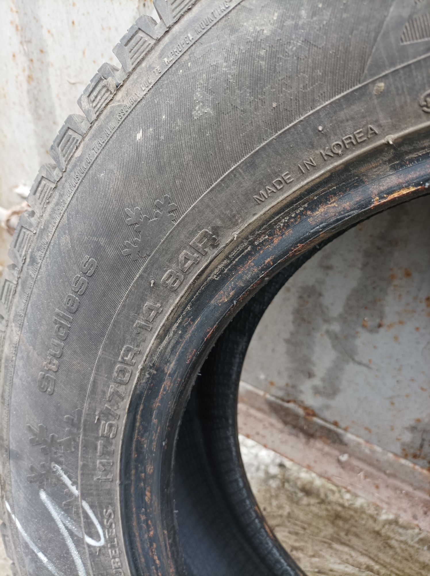 Зимняя резина, шины R14 - Kumho KW31  175/70  R14  84R
175/70 R14 84R