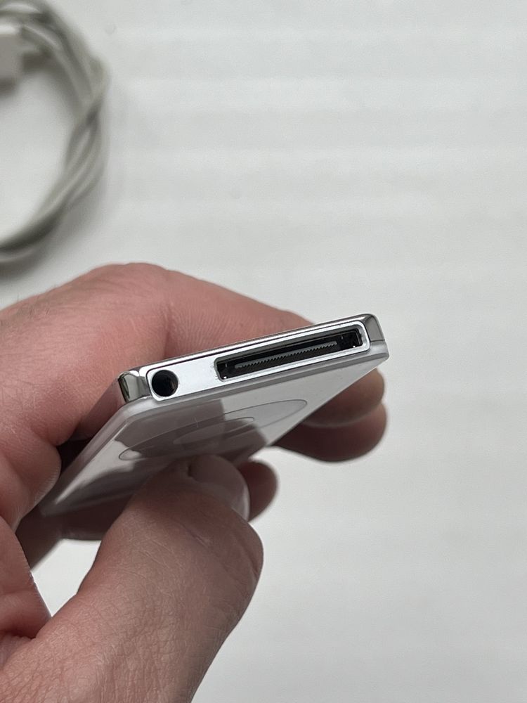 iPod Nano 1gen 1gb білий