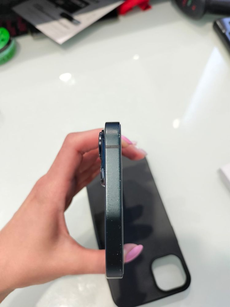 Iphone 14 plus stan bardo dobry