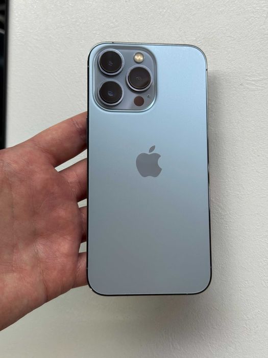 Apple iPhone 13 Pro • 256 GB • Sierra blue