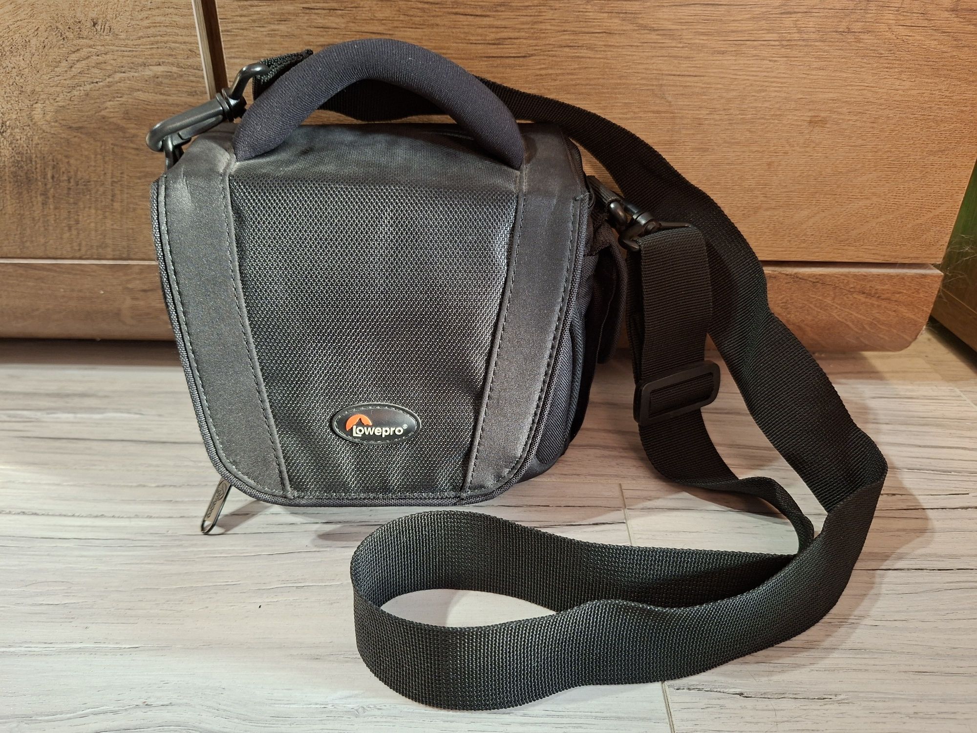 Torba na aparat fotograficzny Lowepro