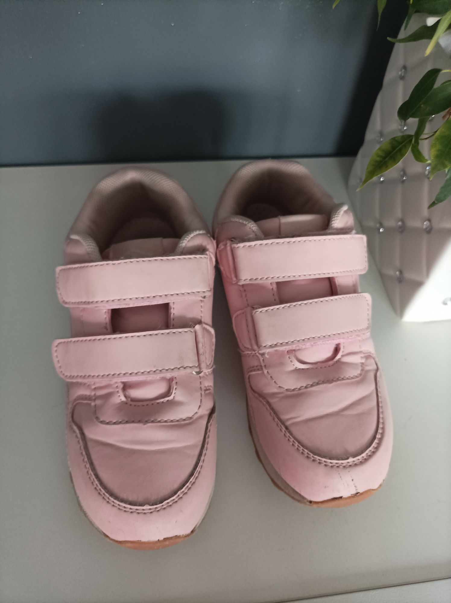 Adidasy dziewczęce Umbro 32