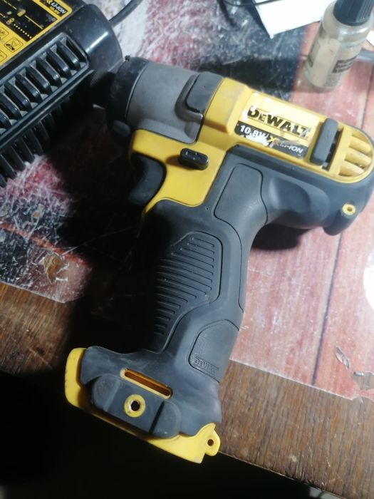 Імпакт оригінал DeWalt 10.8v комплект 2 АКБ