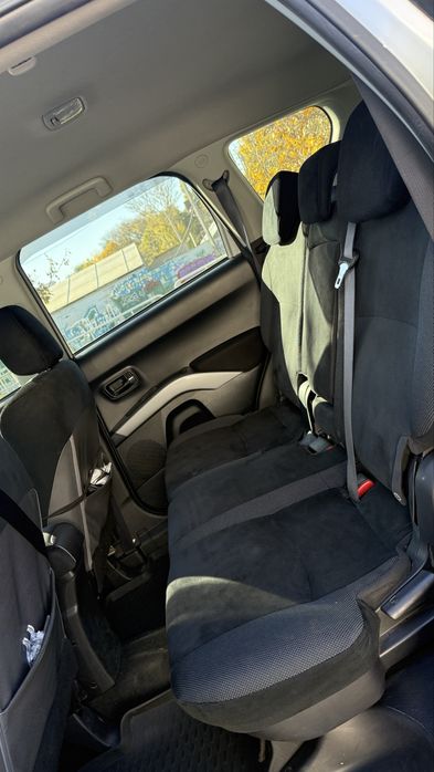 Мітсубісі аутлендр , ідеальний стан 43т.км. Пробіг (Капсула часу)