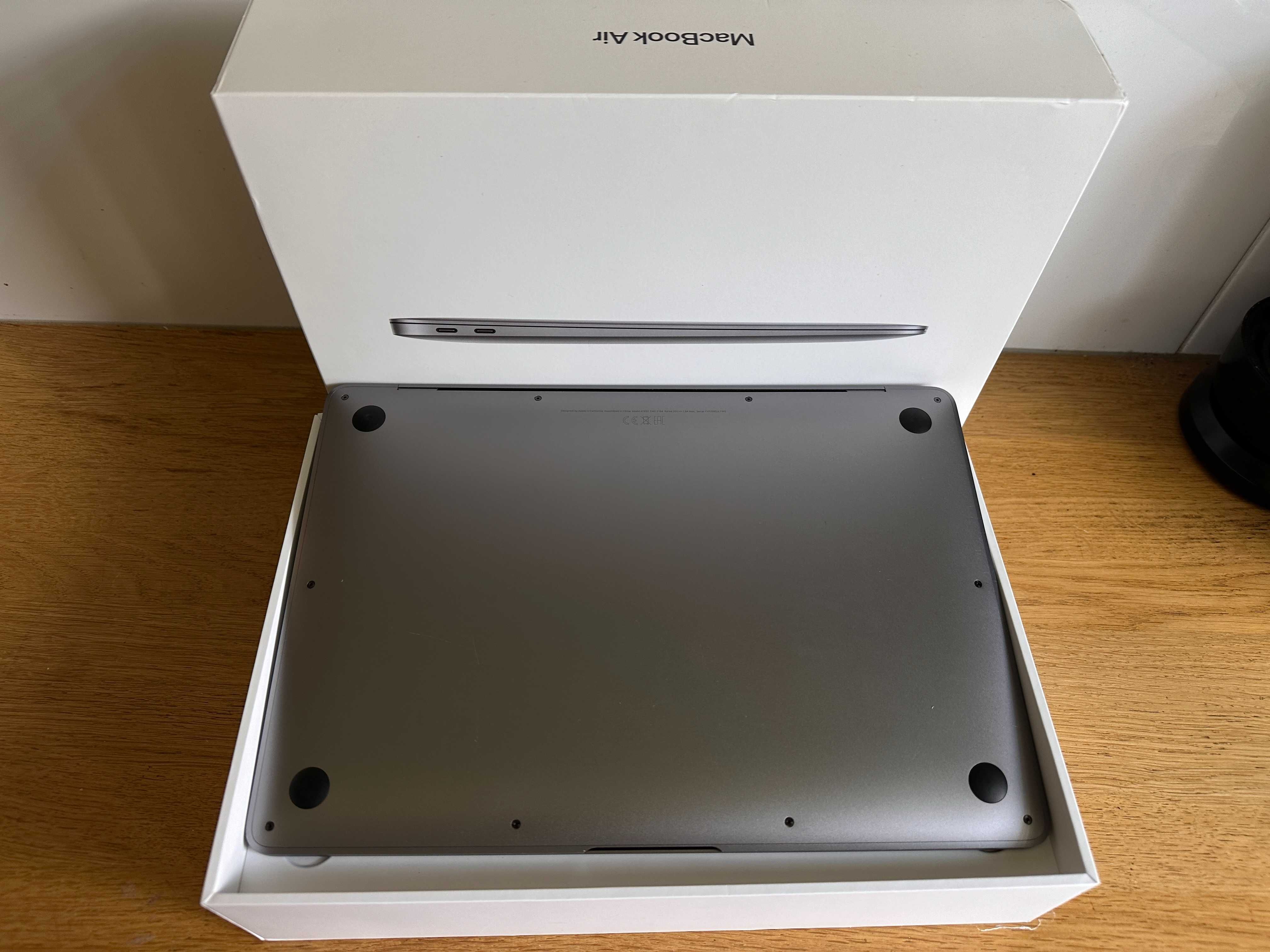 MacBook Air 13 i5 8/128 GB