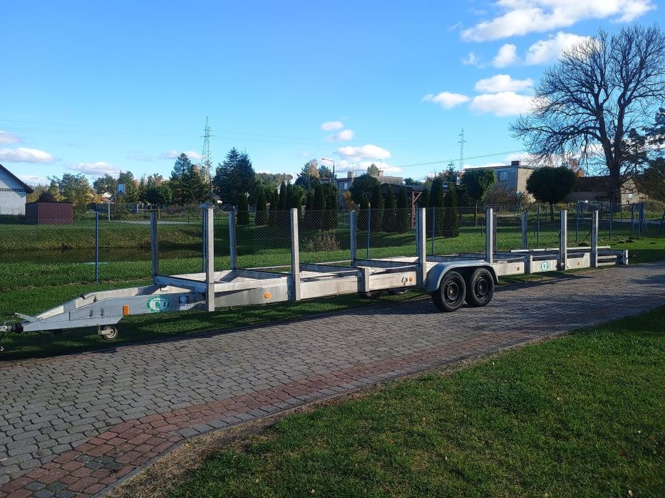 Przyczepa dłużyca do płyt warstwowywych blach więźby stal słupy maszty