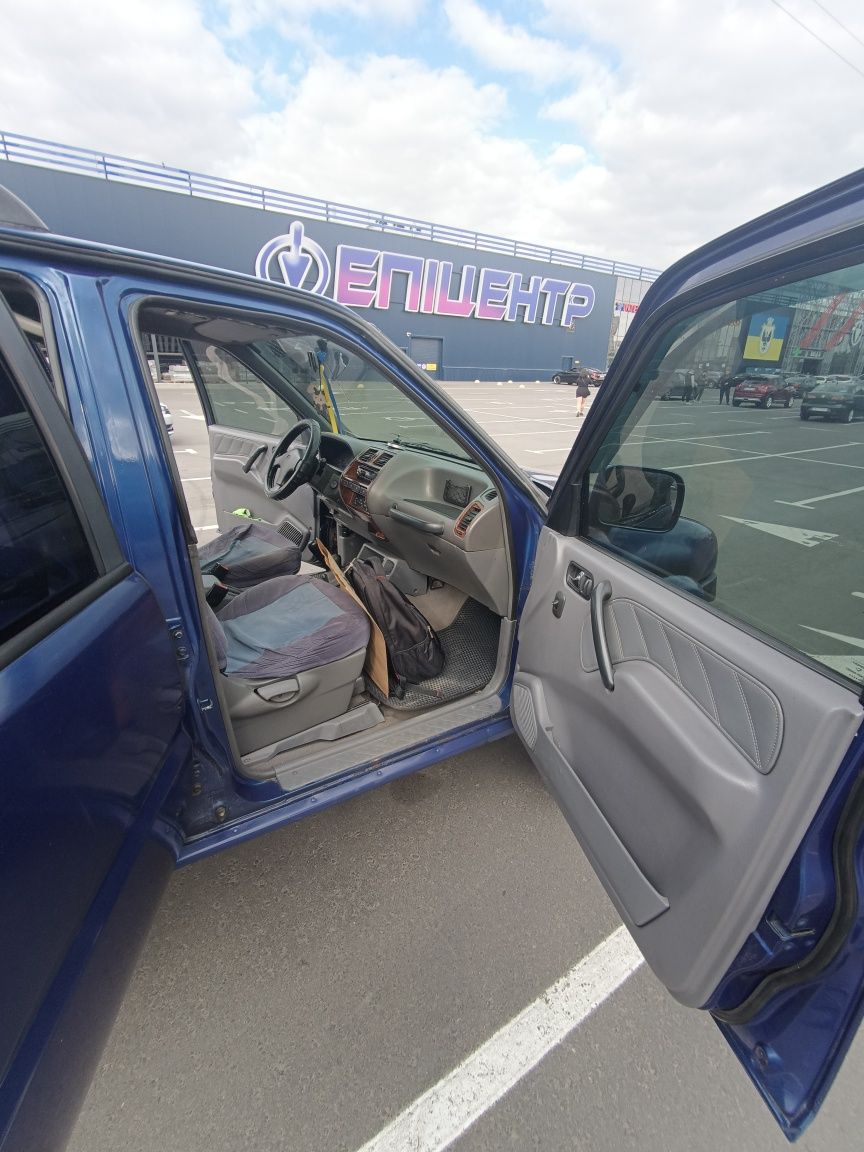 Ford Maverick 2.7TD 1996 (Terrano 2, Mistral) 4x4 Off-road