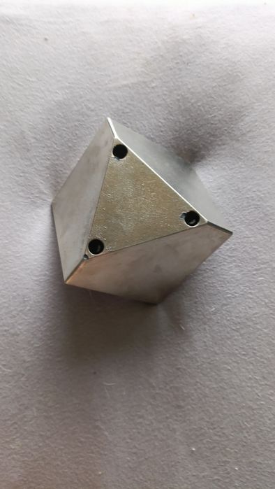 Popielniczka metalowa L&M