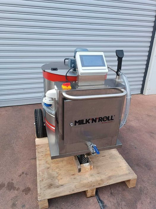 Mleczna Taksówka Milk"N"Roll MOBILE . Wyświetlacz dotykowy.