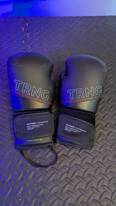 Rękawice Bokserskie 14 OZ w świetnym stanie.