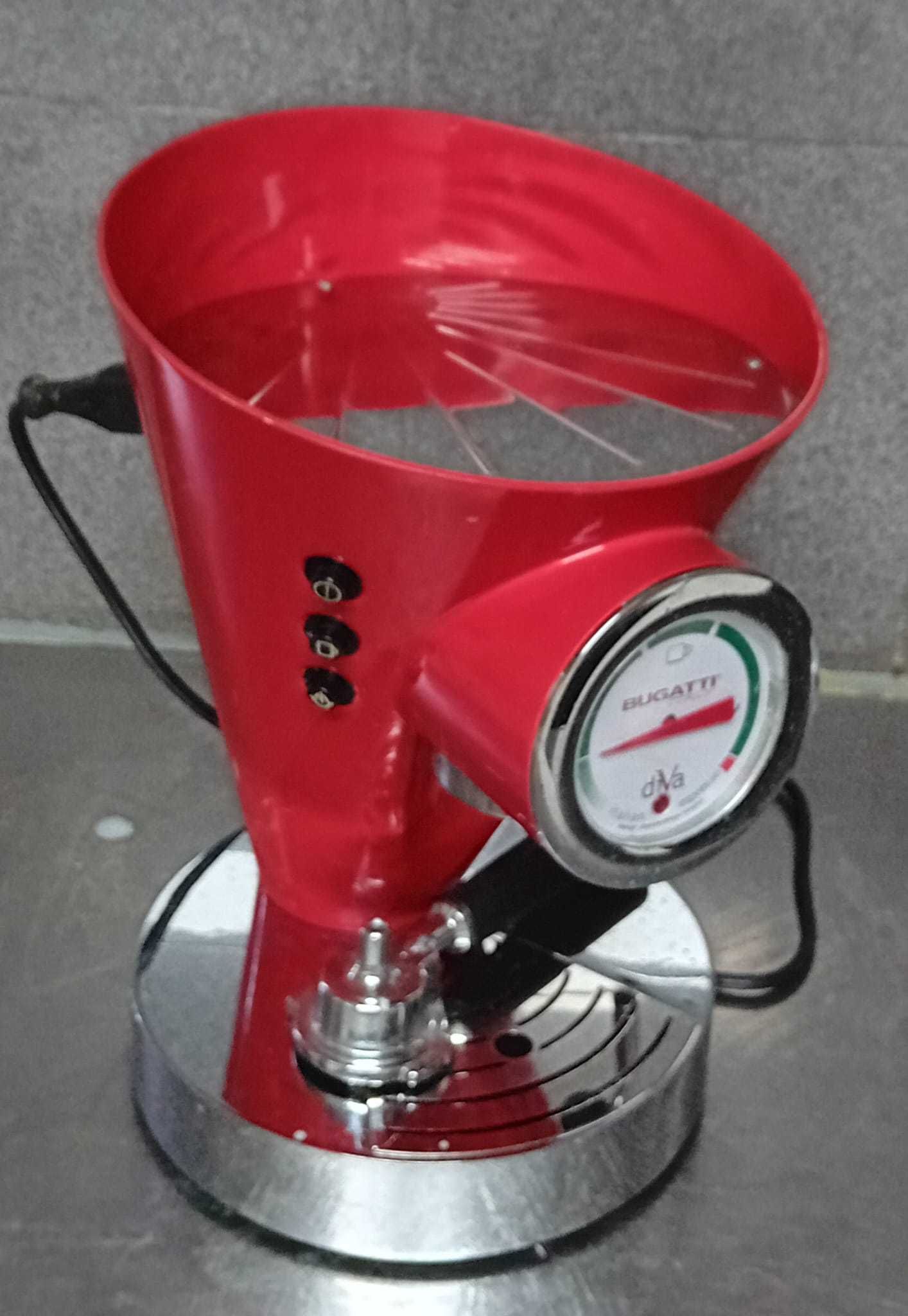 Máquina de café Bugatti de colecionador