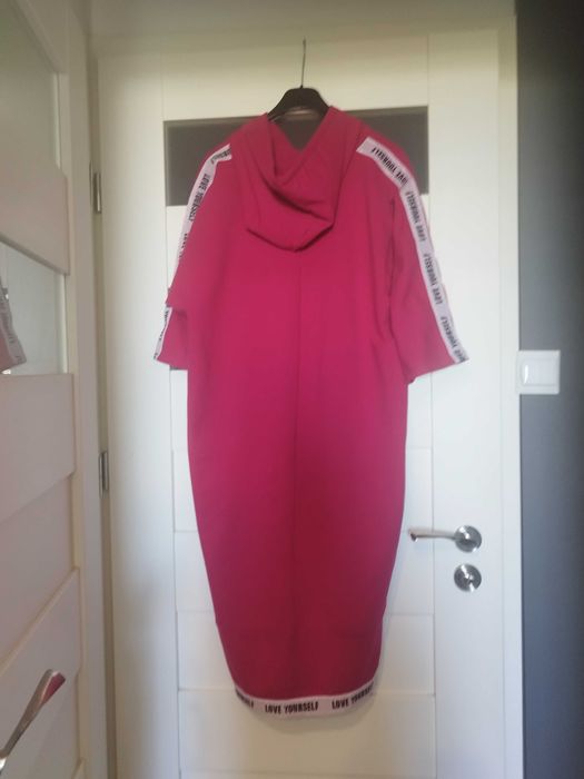 Sukienka dresowa różowa