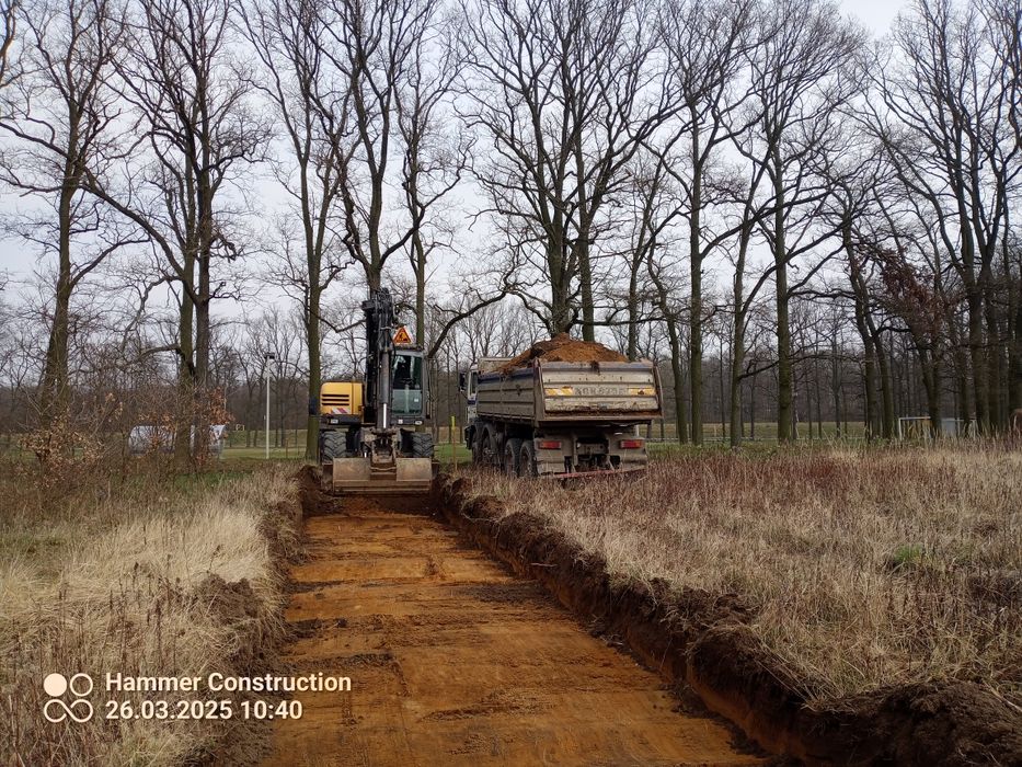 Usługi Koparka kołowa. Roboty ziemne