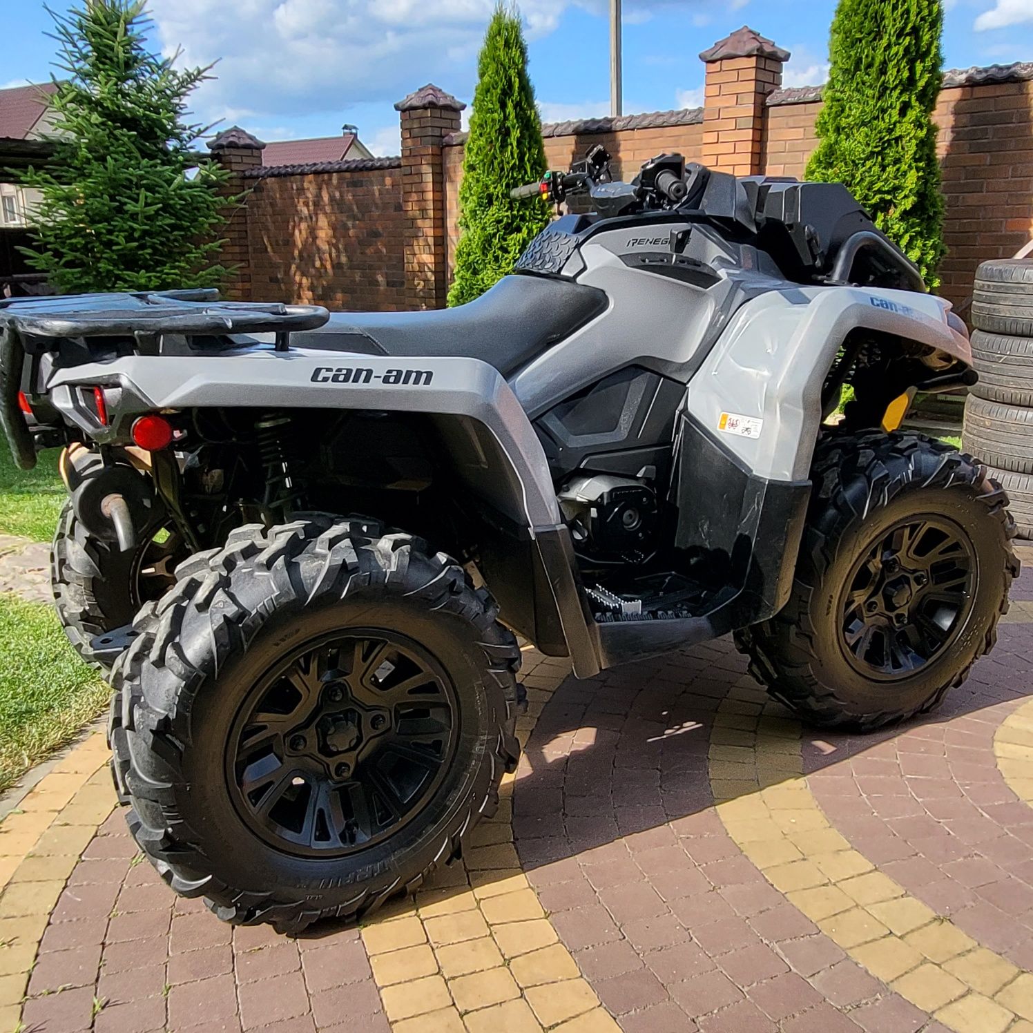 Квадроцикл brp xmr 650. 2022