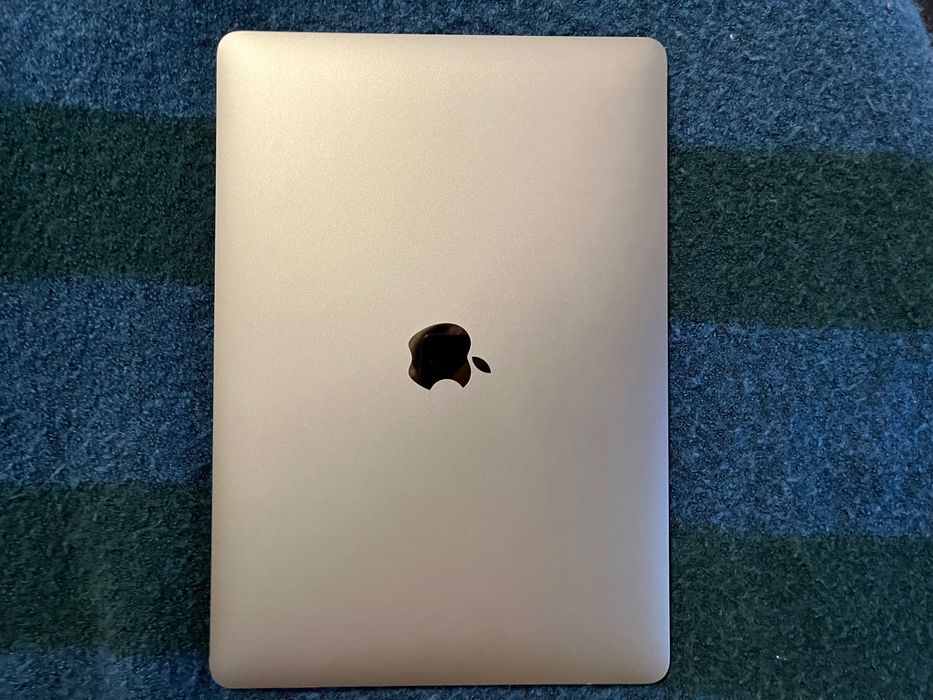 MacBook Air 13” (2020)