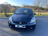 Honda jazz 2003 1.2
Gasolina
A viatura tem apenas 147000km
Único dono