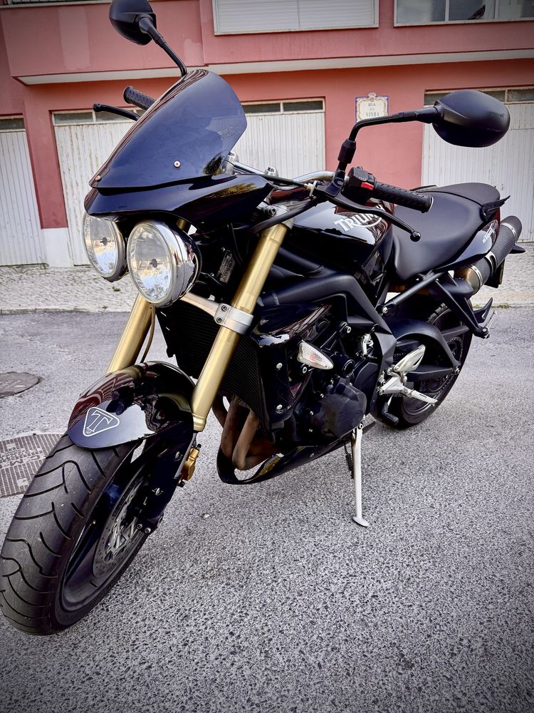 Triumph Street Triple