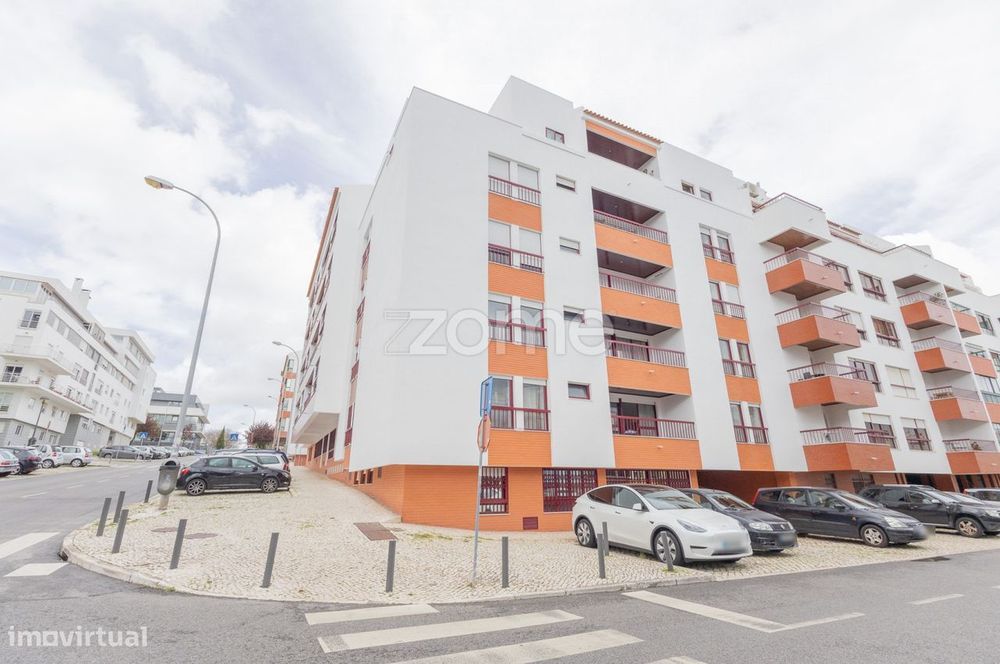 Apartamento T3 – Urbanização Parque dos Poetas