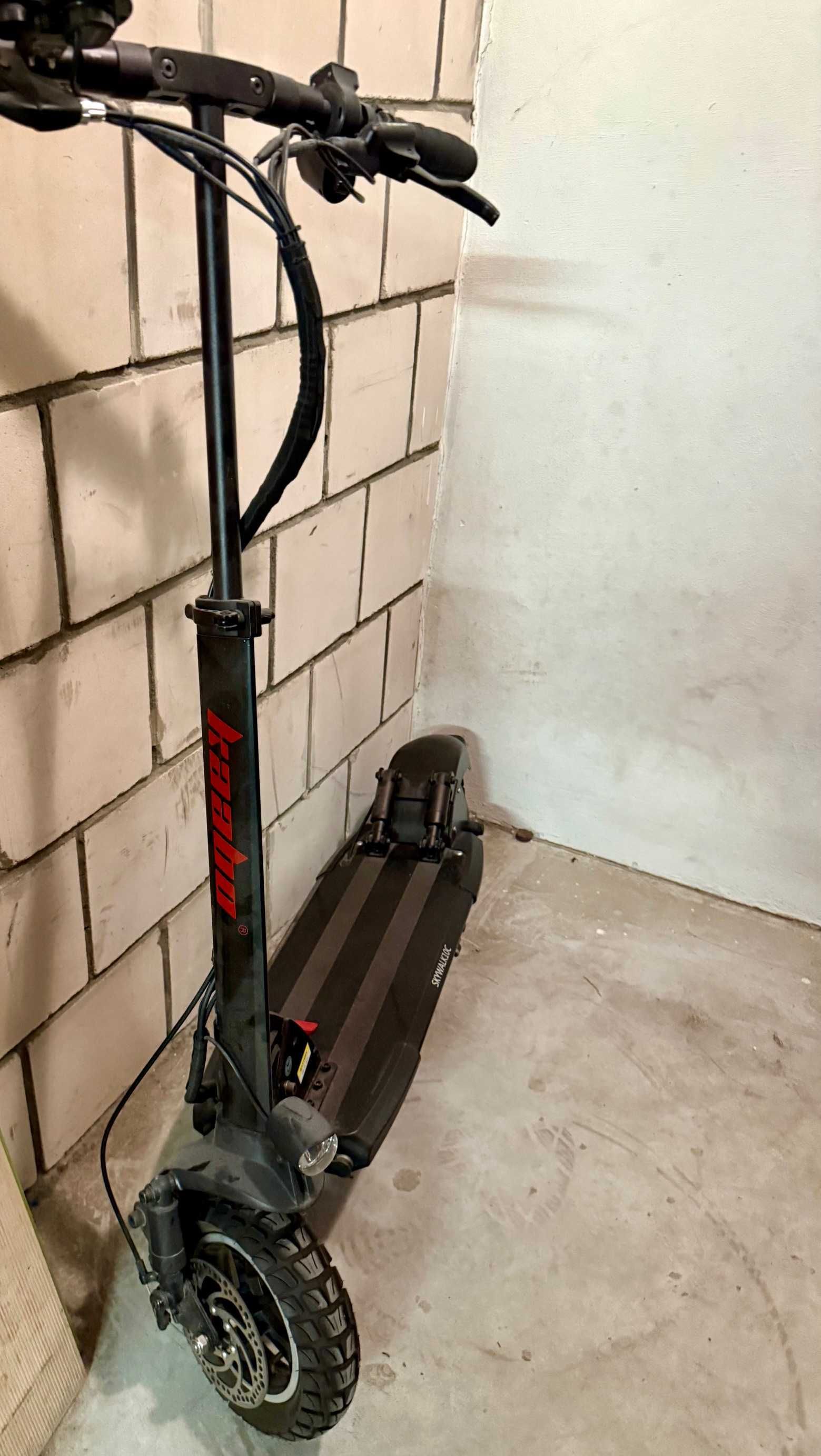 Hulajnoga elektryczna Kaabo Skywalker 10C 800W dojazdy do pracy