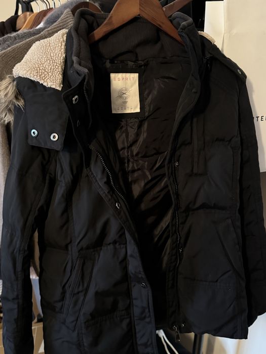 Осінньо-зимова куртка від бренду Esprit
