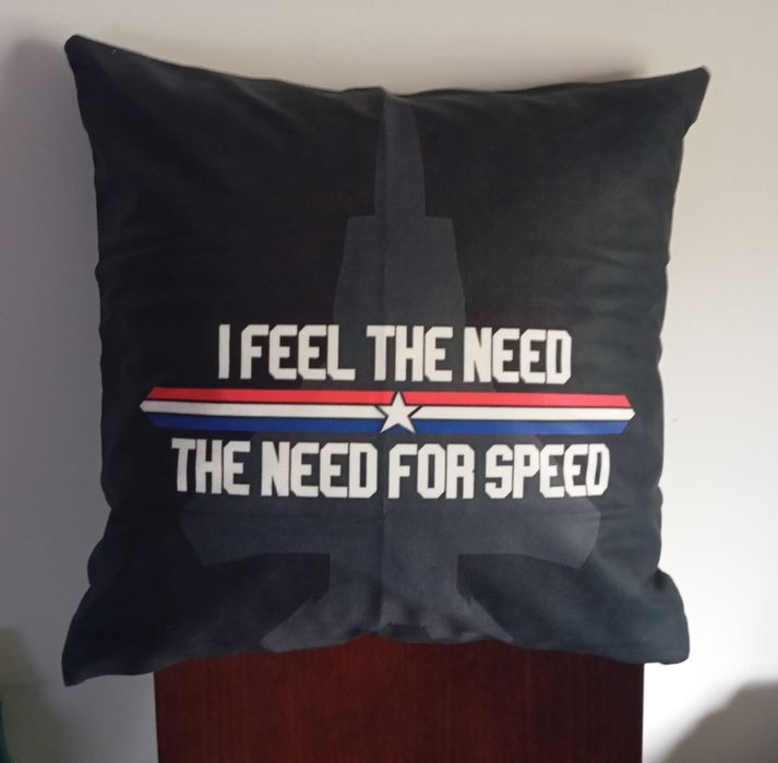 Almofada Top Gun I Feel The Need The Need for Speed