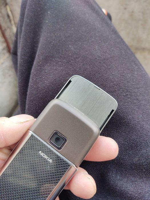 Nokia 8800 arte carbon