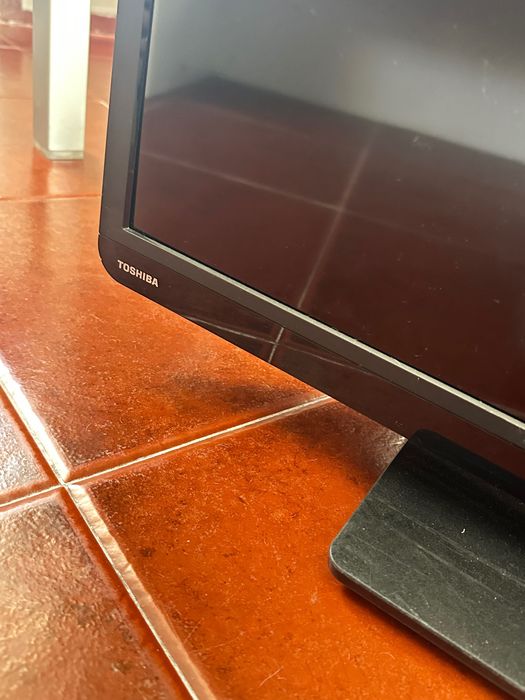 Toshiba LCD 40" para peças
