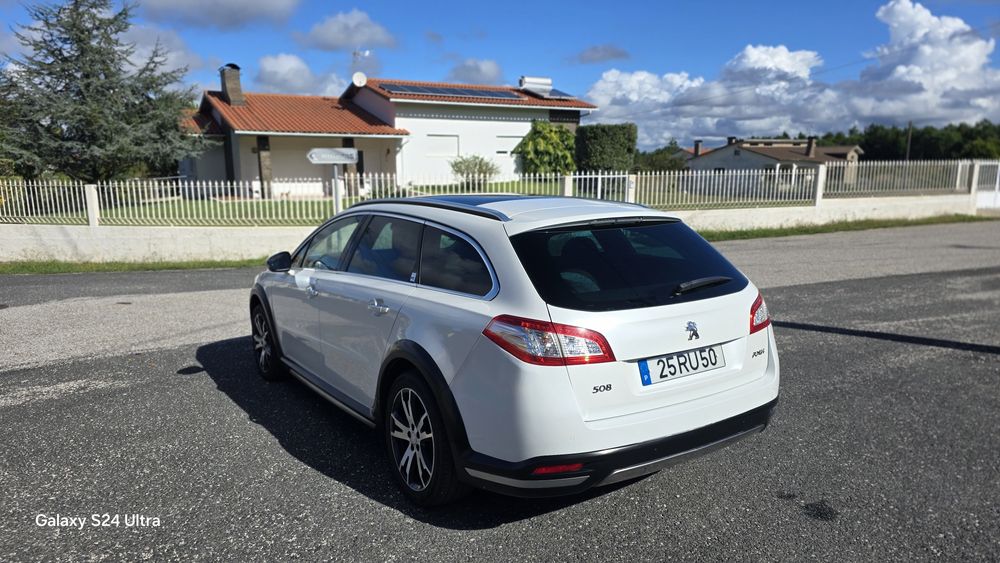 Peogeot 508 RXH Hybrid4 200cv branco pérola