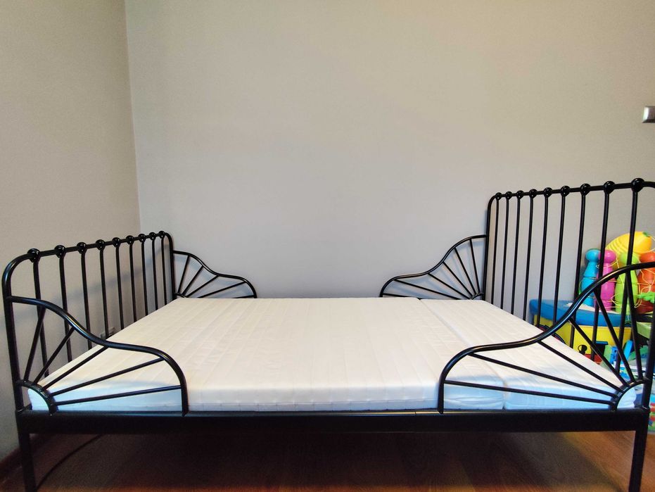 Praktyczne łóżko, które rośnie razem z dzieckiem