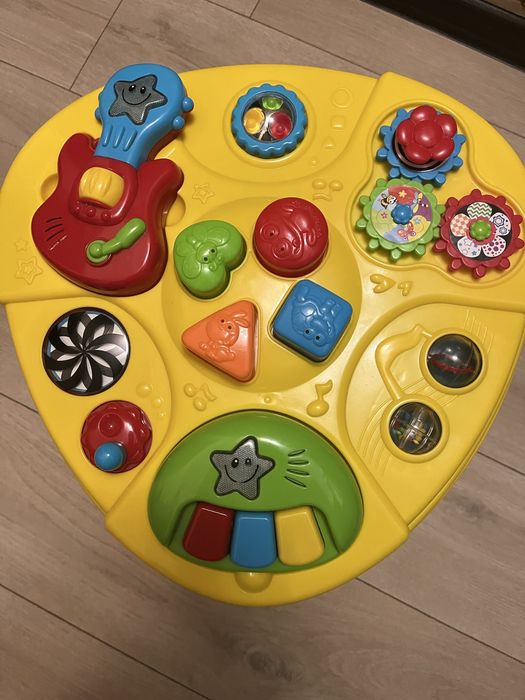 Дитячий музикальний столик