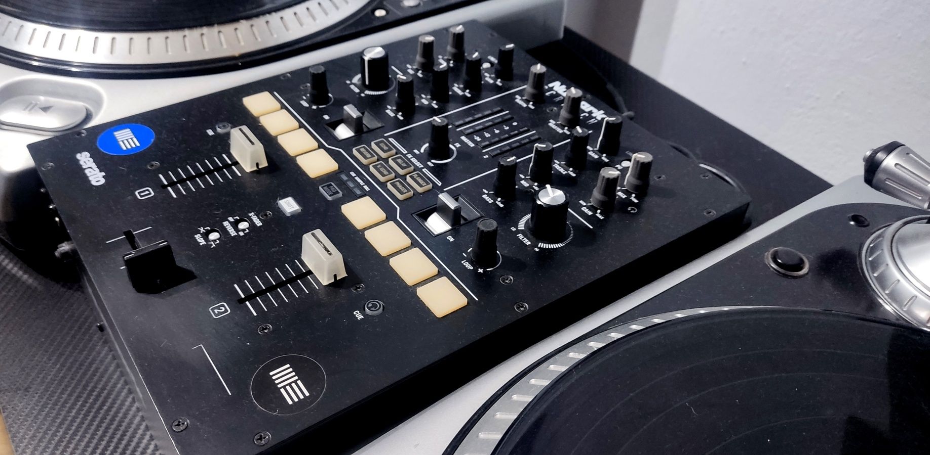 Zestaw DJ 2 x Numark TT200, NUMARK SCRATCH, Phase Essential.