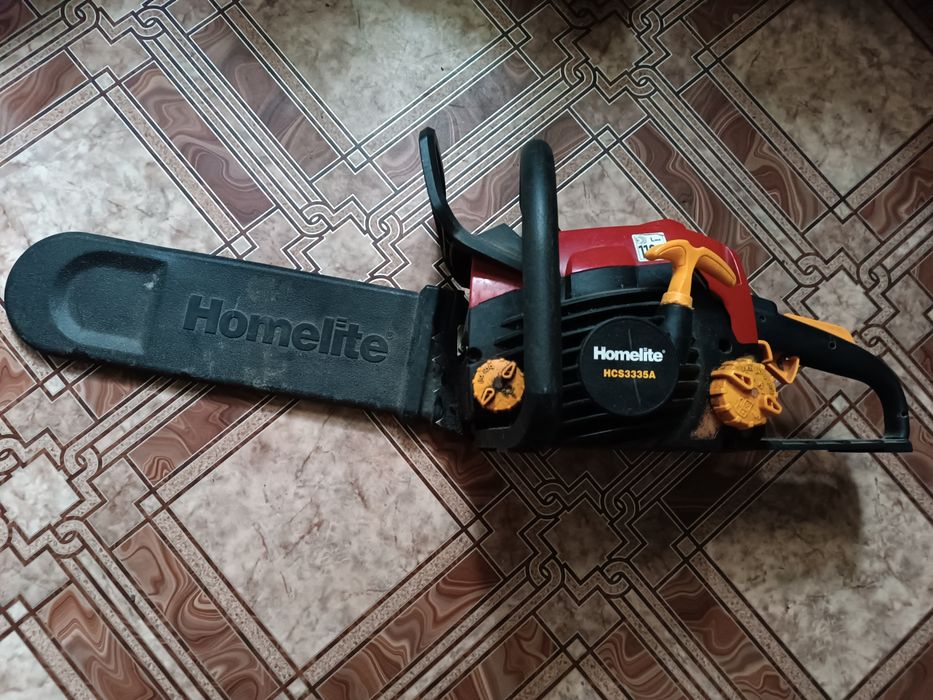 Бензопила Homelite HCS3335A