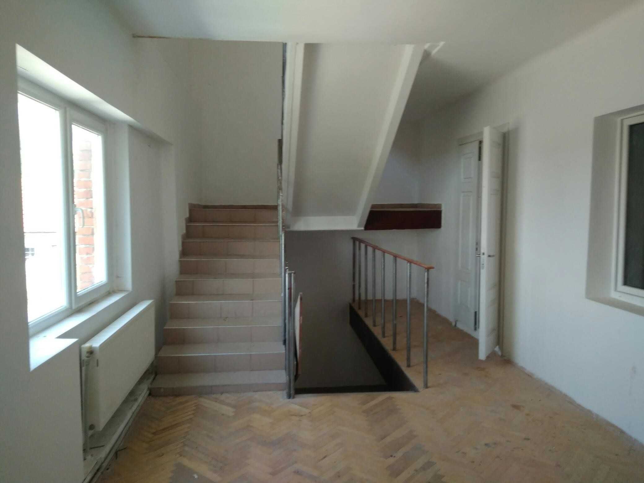 Оренда Укртелеком! 986,60м², м.Чортків вул.Копичинецька,57 А