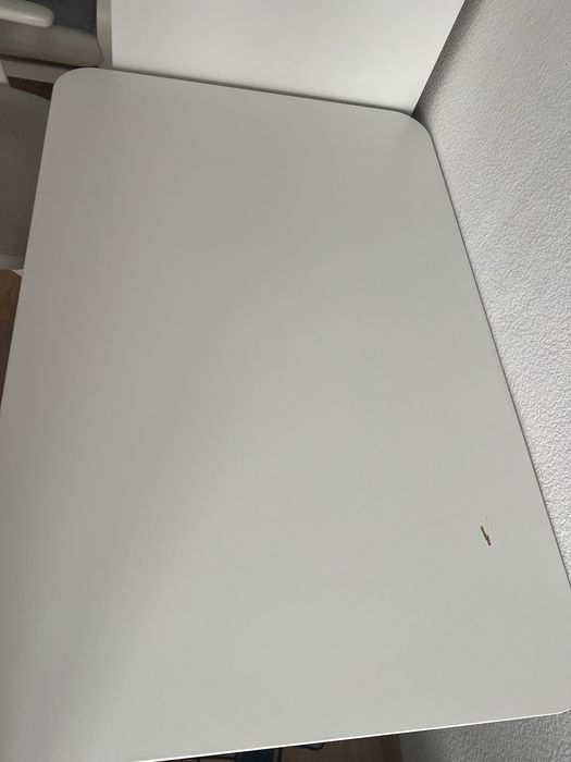 Biurko Bekant 120x80 z regulacją wysokości