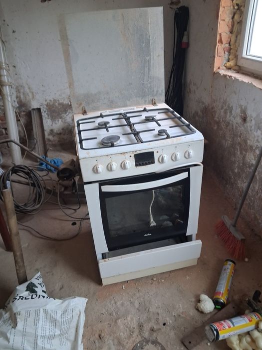 Kuchenka gazowo elektryczna